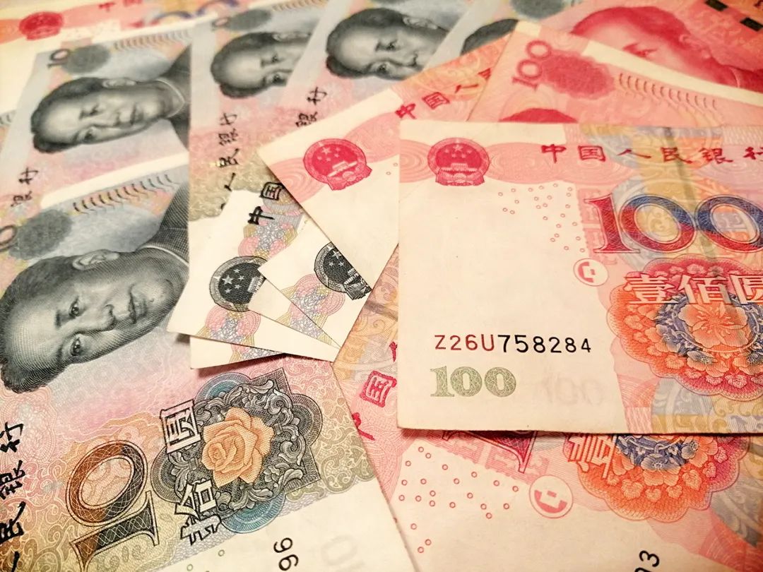 20万贷3年利息才1万!这种贷款利率大降,要不要“捡便宜”?专家这样建议