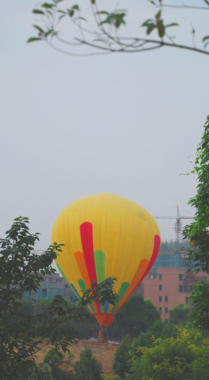 {21點}(热气球租赁大概多少钱)